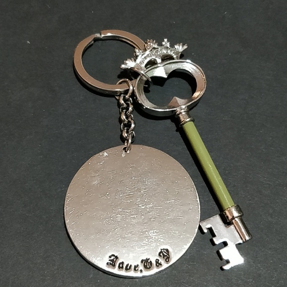 SOLD! *Juicy Couture Hotel Keychain Key Fob - Picture 3 of 5